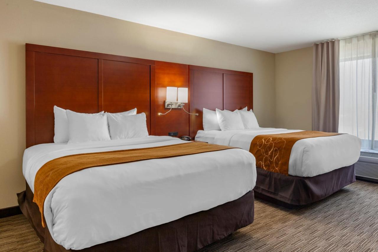 Comfort Suites Oshkosh Ruang foto