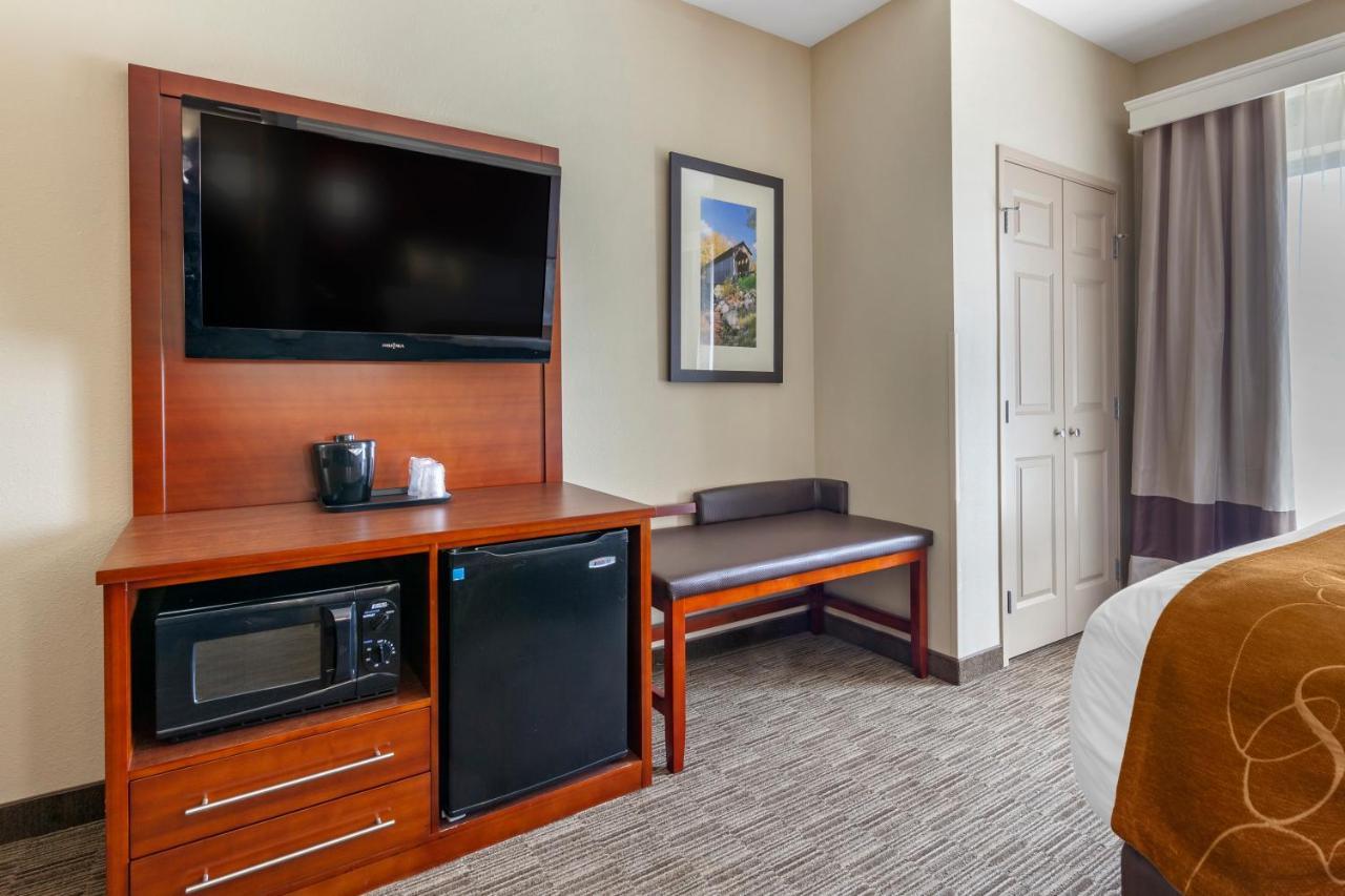 Comfort Suites Oshkosh Ruang foto