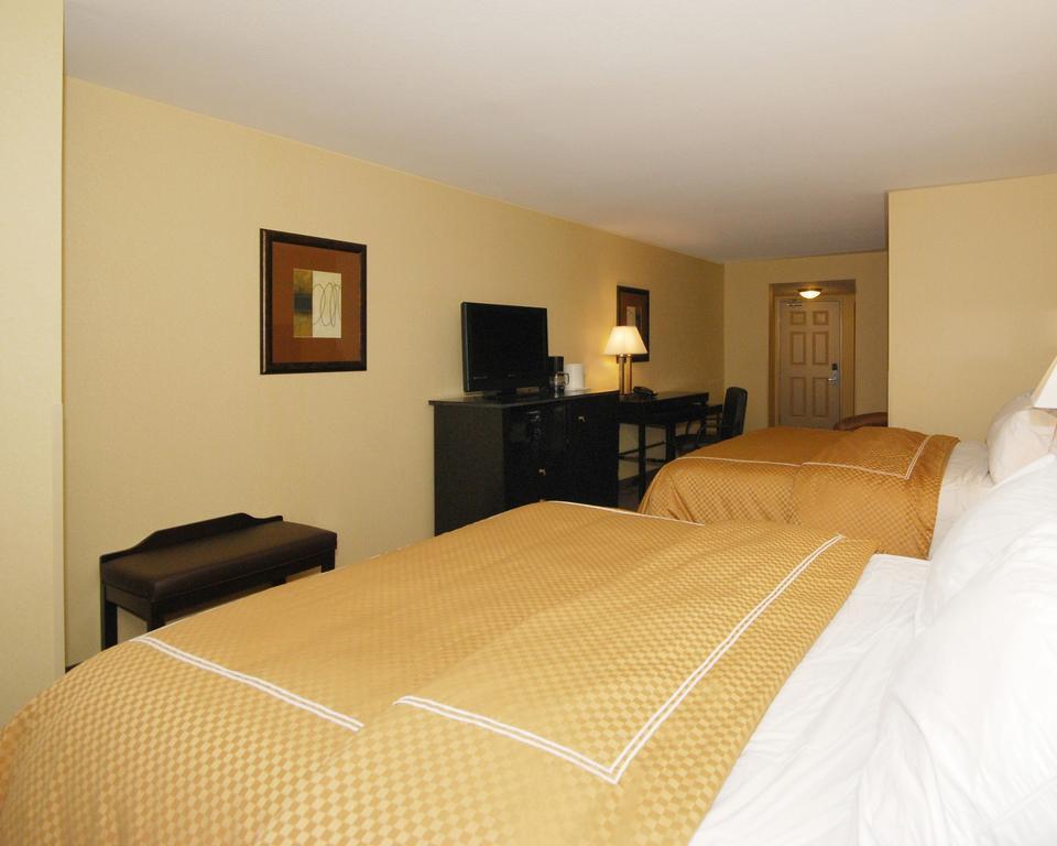 Comfort Suites Oshkosh Ruang foto